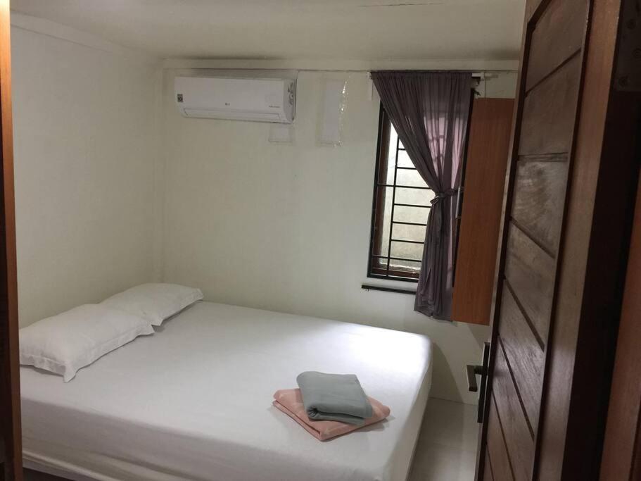 Banda Aceh Batoh Homestay - Private - Fits Up To 8 Persons Екстериор снимка