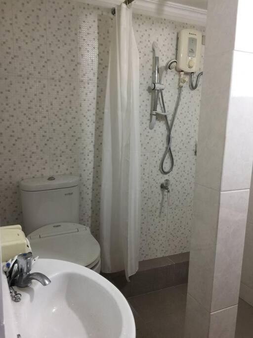 Banda Aceh Batoh Homestay - Private - Fits Up To 8 Persons Екстериор снимка
